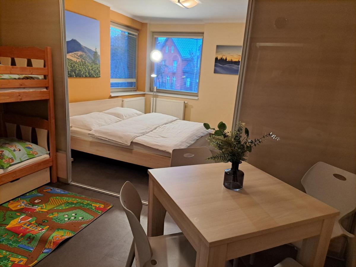 Resident Harrachov Family Apartment المظهر الخارجي الصورة