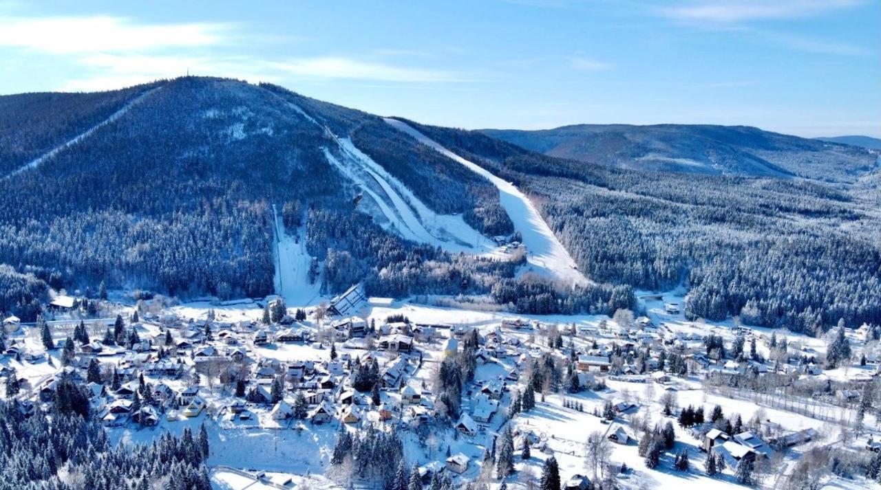 Resident Harrachov Family Apartment المظهر الخارجي الصورة